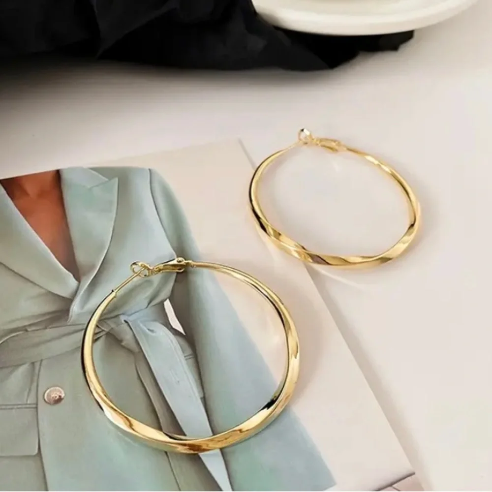 18k Gold Hoop Earrings 2.5”